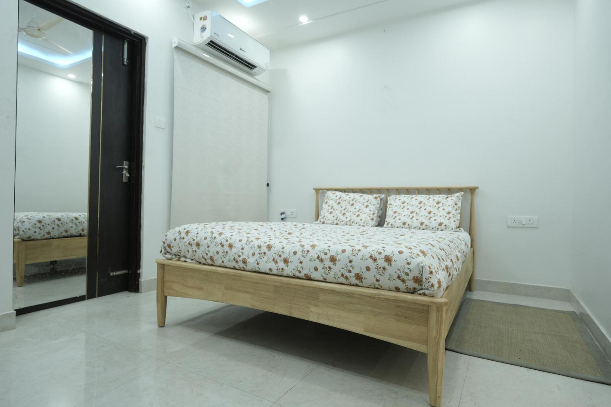 Lalit Villa Luxury Apartments Аллахабад Екстер'єр фото